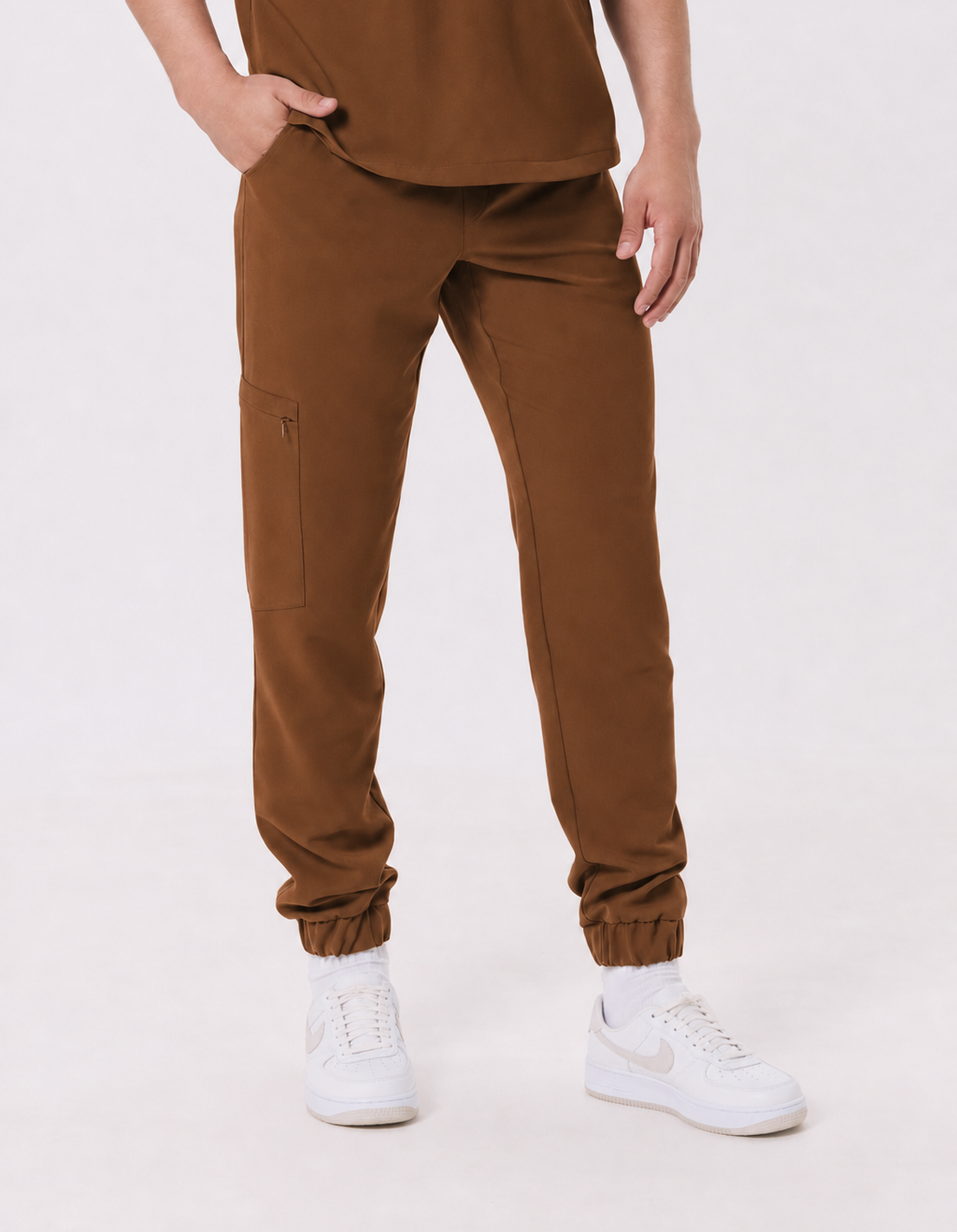 Herren Jogger-Hose Leo, Farbe schokolade, vorne