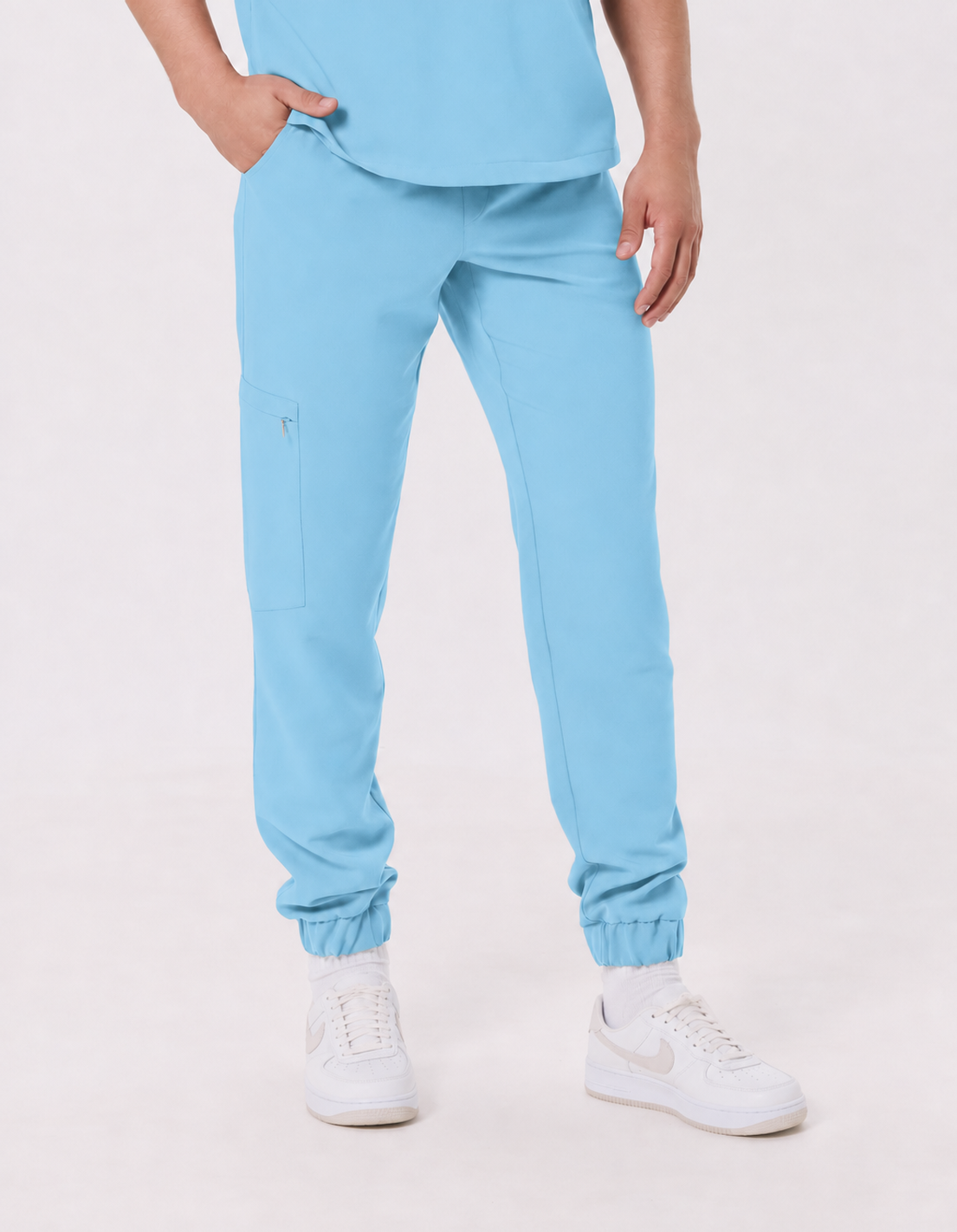 Herren Jogger-Hose Leo, Farbe himmelblau, vorne