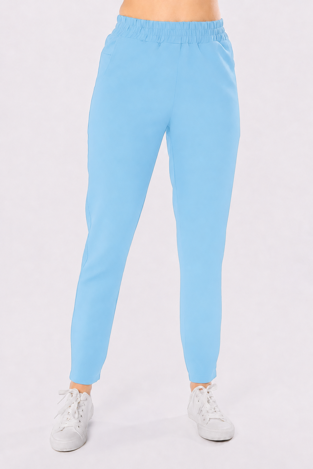 Damen Hose gerades Bein Zara, Farbe himmelblau, vorne
